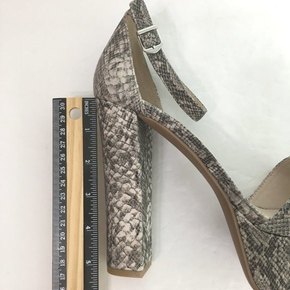 Chinese Laundry Women's Snakeskin Avenue 2 Platform Sandal Block Heels 8.5 NEW - Picture 14 of 16